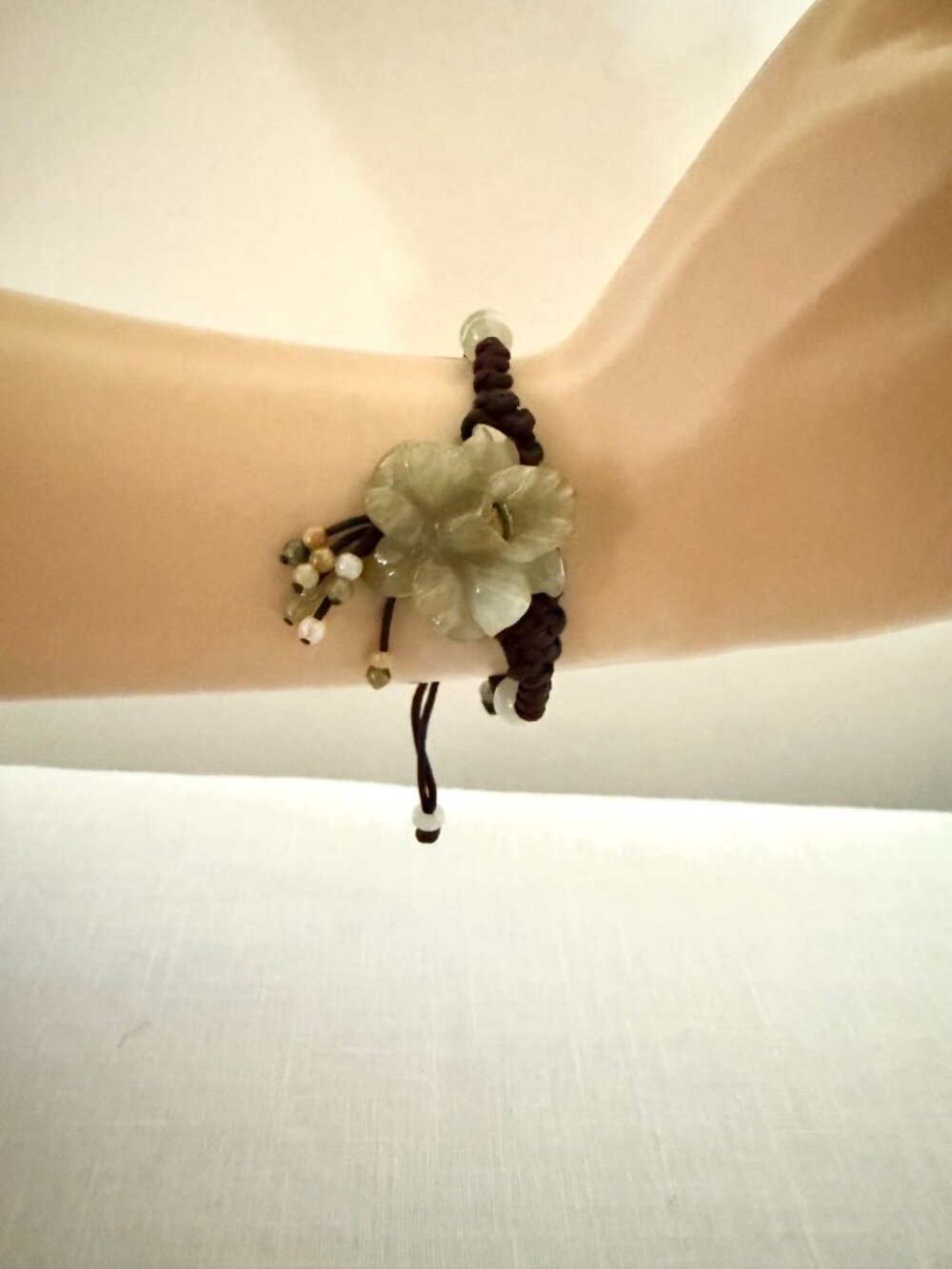 Vintage Handmade Jade Flower Macrame Bracelet Adjustable Artisan Natural Stone